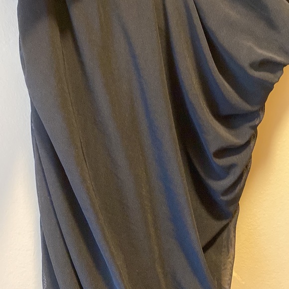 ✨BRAND NEW✨ GARAGE BLACK MESH RUCHED CAMI FITTED DRESS WITH THIN ELASTIC STRAPS - Picture 6 of 9